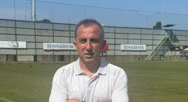 Çaykur Rizespor Teknik Direktörü Uçar: Gaziantep’i devirmek istiyoruz