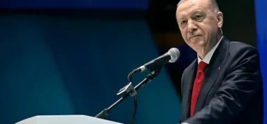Cumhurbaşkanı Erdoğan: Malazgirt’e giden yol Ahlat’tan açıldı