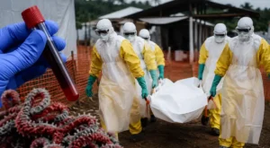 DSÖ’den Ebola uyarısı: KDC’de risk çok yüksek
