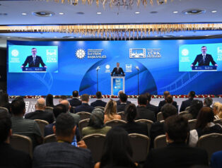 Türk dizileri Türkiye markasının küresel gücünü artırıyor Türk dizileri Türkiye markasının küresel gücünü artırıyor