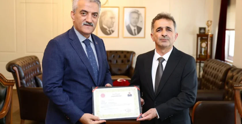 Düzce Valisi Makas, Tunceli’ye Tuğgeneral olarak atanan Mustafa Tetik’e teşekkür etti