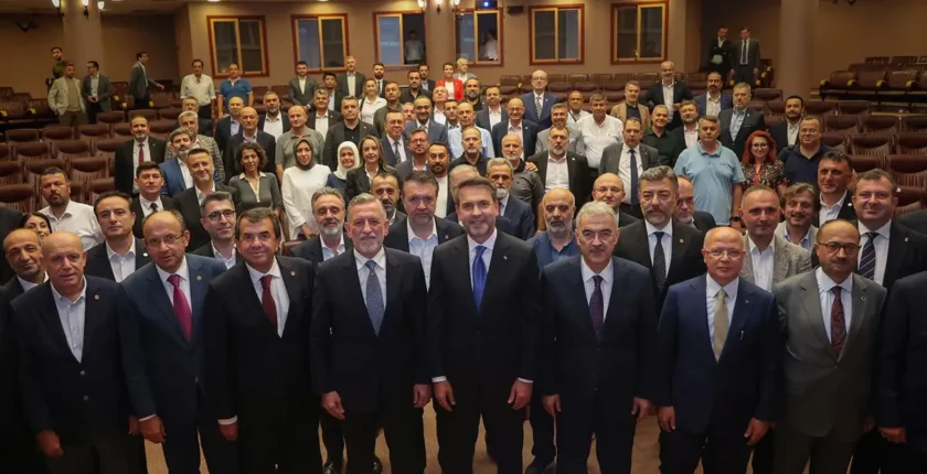 Enerji ve Tabii Kaynaklar Bakanı Alparslan Bayraktar Bursa’da