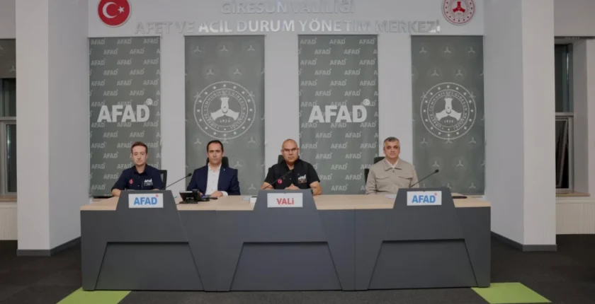 Giresun Valisi Koç’tan uyarı: “Zorunlu olmadıkça trafiğe çıkmayın” Giresun Valisi Koç’tan uyarı: “Zorunlu olmadıkça trafiğe çıkmayın”