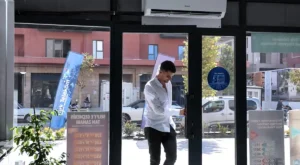 Hatay’da hayatın sesi yeniden yükseliyor: Esnaf kepenk açtı