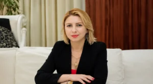 Hayat Aras, Azerbaycan müziğinin tarihini ve kültürel mirasını kaleme aldı