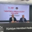 Hentbol Meşalesi Projesi ile genç sporculara hem eğitim hem spor desteği