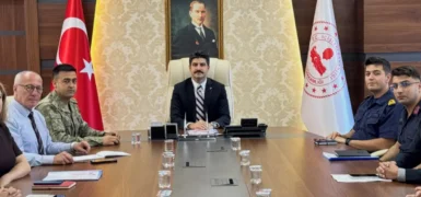 Hopa’da 30 Ağustos Zafer Bayramı koordinasyon toplantısı
