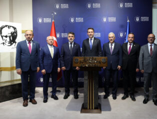 Bakan Bayraktar’dan Bursa’da enerji mesaisi Bakan Bayraktar’dan Bursa’da enerji mesaisi