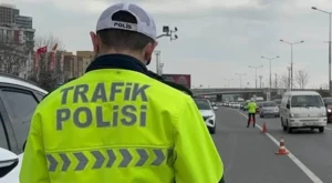 İstanbul’da triatlon şampiyonası nedeniyle çok sayıda yol kapatıldı