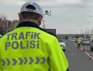 İstanbul’da triatlon şampiyonası nedeniyle çok sayıda yol kapatıldı