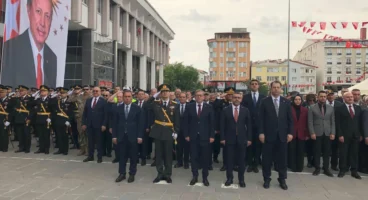 Kars’ta 30 Ağustos Zafer Bayramı Kutlamaları Hava Muhalefeti Engeline Takıldı