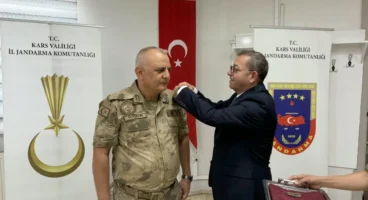Kars’ta Rütbe Terfi Töreni: Tuğgeneral Halil Coşkun’un Apoleti Takıldı