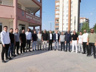 Kayseri Melikgazi Belediyesi'nden spor tesisine yeni çehre