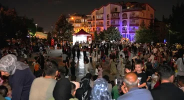 Keçiören’de müzik ve eğlence dolu akşam