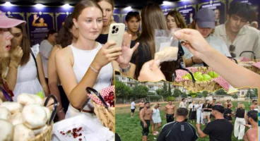 Korkuteli’de geleneksel güreş kültürü turistlerle buluştu