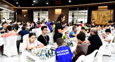 Malatya 'Altın Kayısı'da satranççıları ağırlıyor