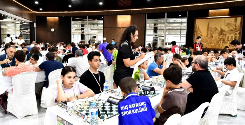 Malatya 'Altın Kayısı'da satranççıları ağırlıyor