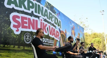 Manisa'da “Akpınar’da Şenlik Var” renkli görüntülere sahne oldu
