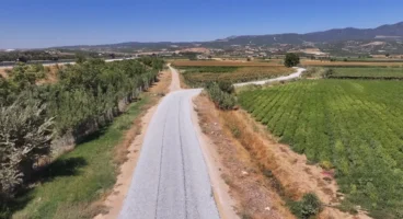 Manisa’da Turgutlu ile Saruhanlı arasında yol çalışması