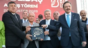 Mehmet Çetin: “Burada üreticimizin alın teri var”