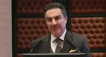 Prof Dr. Avşar: "Çocuklarımız ve Dijital Dünyada İnsan Kalabilmek…"