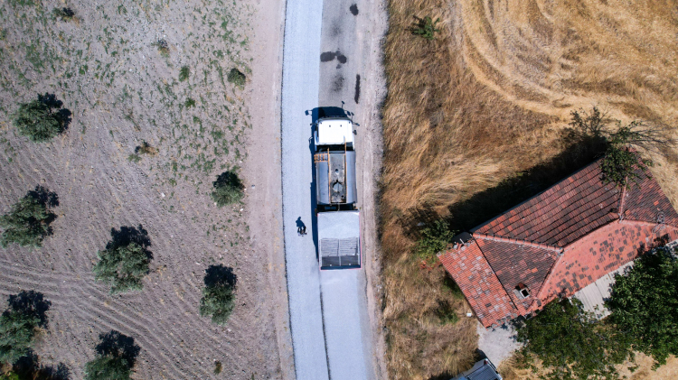 Manisa Soma’da mahalle yollarına ikinci kat asfalt