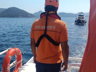 Tersane Adası açıklarında tekne arızası