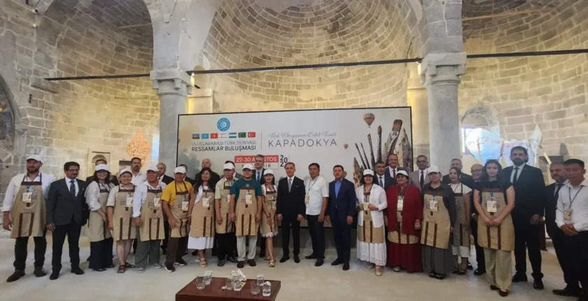 Türk Dünyası Ressamları Kapadokya'da buluştu