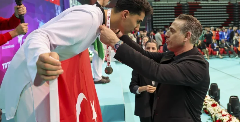Van’ın gururu Mehmet Raci Şahin, başarılarıyla geleceğe güven veriyor