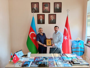 Bakü’de Azerbaycan-Türkiye kardeşliği için 'Ülkü Ocakları' adımı