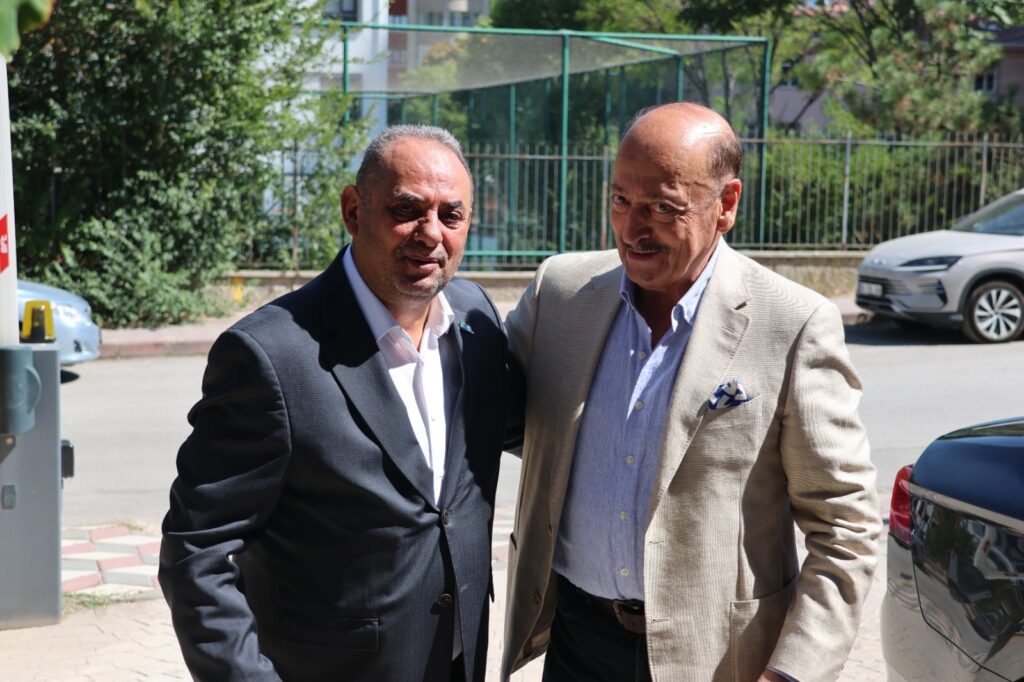 Vedat Bilgin’den Özçelik-İş Sendikası’na ziyaret