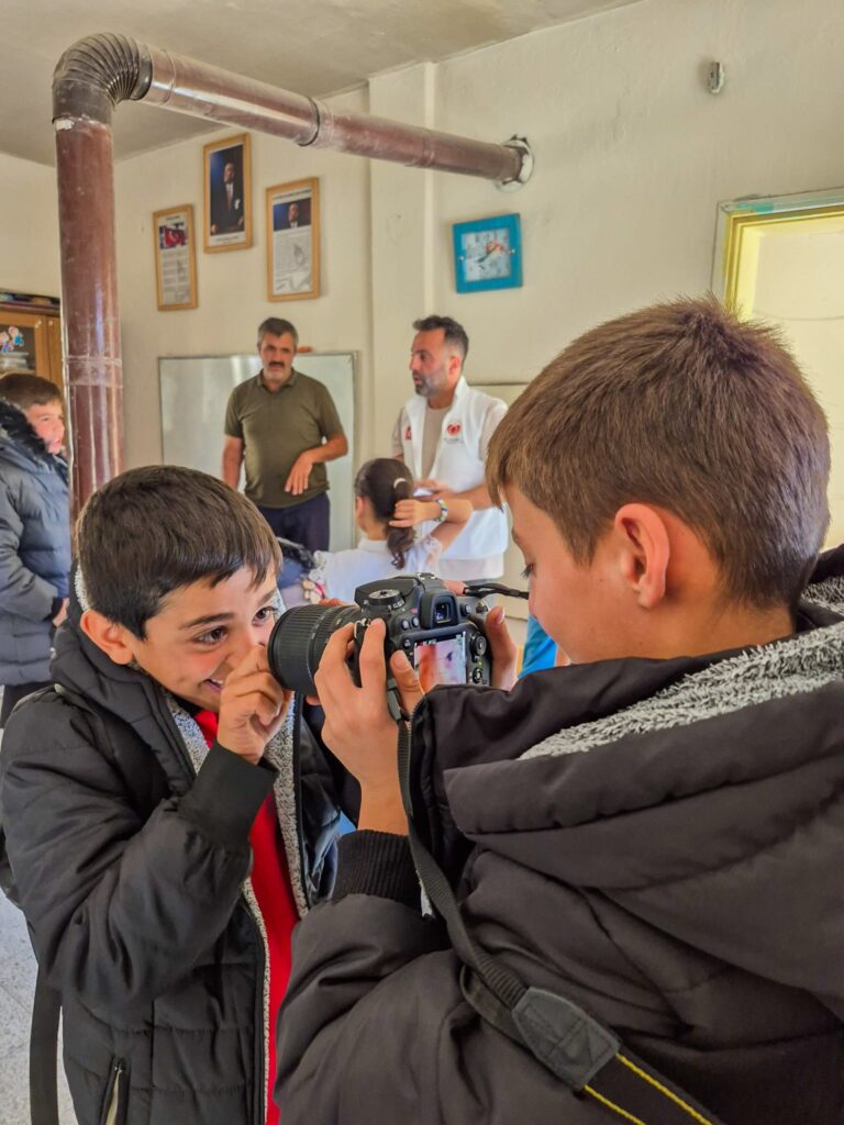 İyiliği kadraja taşımak: “İyiliği Yakala!” ulusal fotoğraf yarışması başladı