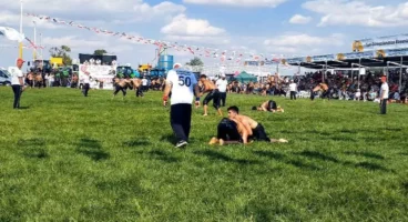 İpsala’da Yağlı Güreş Heyecanı: Başpehlivan Erkan Taş Oldu