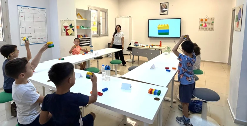 Bornova’da Çocuklar 6 LEGO Parçasıyla Hayallerini Tasarıma Dönüştürdü Bornova’da Çocuklar 6 LEGO Parçasıyla Hayallerini Tasarıma Dönüştürdü