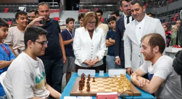 Gazi Open Uluslararası Satranç Turnuvası Gaziantep’te Başladı