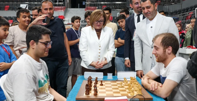Gazi Open Uluslararası Satranç Turnuvası Gaziantep’te Başladı