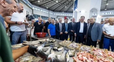 İzmir’de Balıkçılar Yeni Av Sezonu İçin Denize Açıldı
