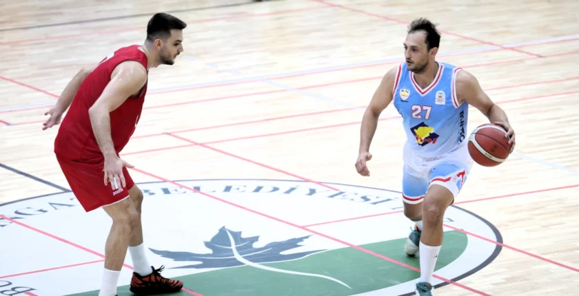 Osmangazi’de Basketbol Heyecanı Başladı Osmangazi’de Basketbol Heyecanı Başladı