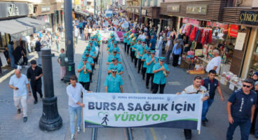 Bursa sağlık için yürüdü