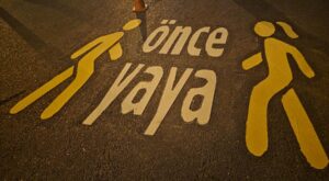 Şanlıurfa’da Okul Çevrelerinde Trafik Güvenliği İçin Tedbirler Artırıldı