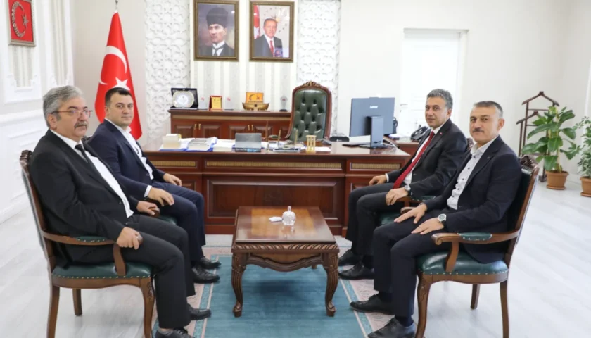 Ağrı Milli Eğitim Müdürü Çakan, Patnos'ta okullardaki hazırlıkları inceledi