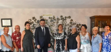 AKK Başkanı Yılmaz Uzat Elini Kültür Eğitim Dayanışma ve Yardımlaşma Derneği Yönetimi ile bir araya geldi