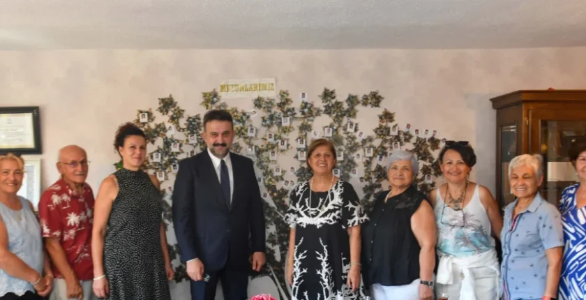 AKK Başkanı Yılmaz Uzat Elini Kültür Eğitim Dayanışma ve Yardımlaşma Derneği Yönetimi ile bir araya geldi