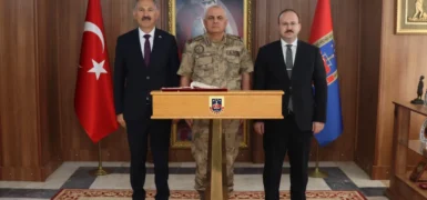 Arpaçay Kaymakamı ve Belediye Başkanından hayırlı olsun ziyareti