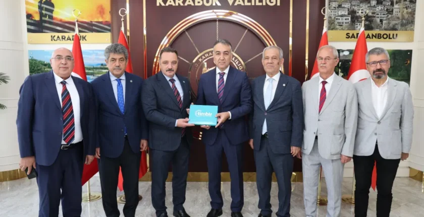 Basın Temsilcilerinden Karabük Valisi'ne Ziyaret Basın Temsilcilerinden Karabük Valisi'ne Ziyaret