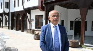 Başkan Er: “Kerpiç Evler, nezih bir buluşma noktası olacak”