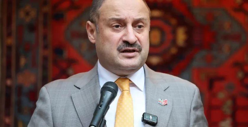 Başkan Gülpınar’dan Bakü’de kardeşlik mesajı: “Gönüllerimizde Mesafe Yok” Başkan Gülpınar’dan Bakü’de kardeşlik mesajı: “Gönüllerimizde Mesafe Yok”