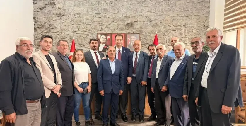 CHP Kars’ta İlçe teşkilatlarına yeni görev dağılımı