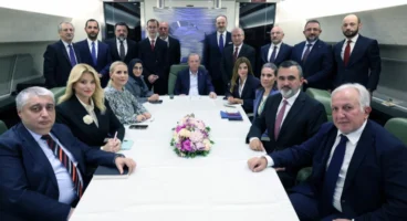 Cumhurbaşkanı Erdoğan: Türkiye, Doğu ile Batı arasında dengeli ilişkiler kurabilen bir ülke