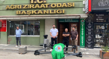 Ağrı’da tarımsal ilaçlamada teknoloji dönemi… Zirai drone sahaya indi